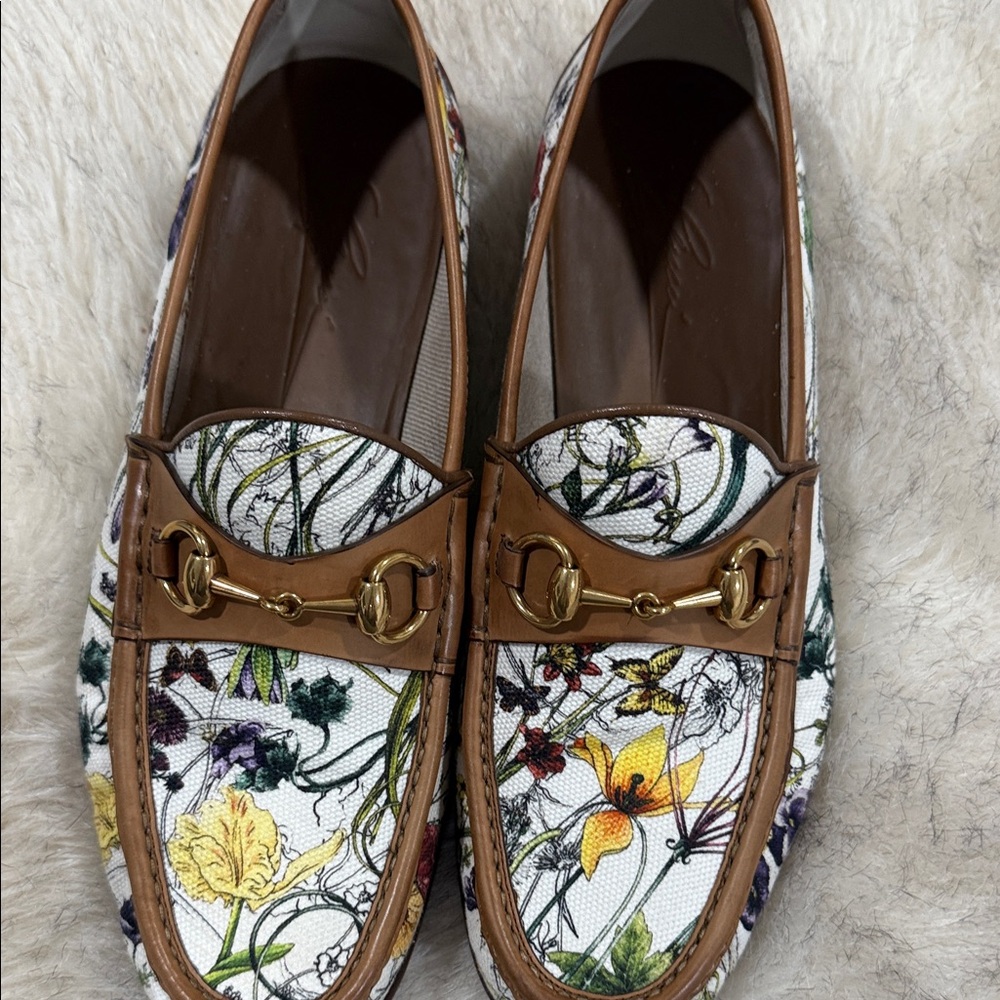 Gucci Floral Print Men's Oxfords with Gold Detail